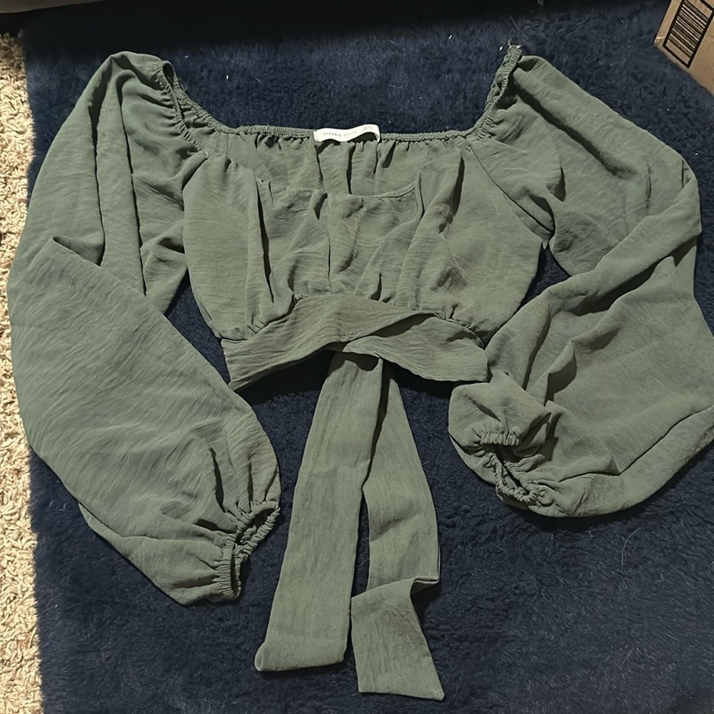 green crop top